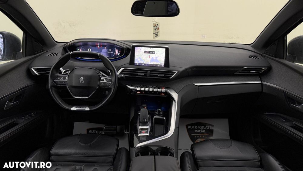 Peugeot 5008 - 8