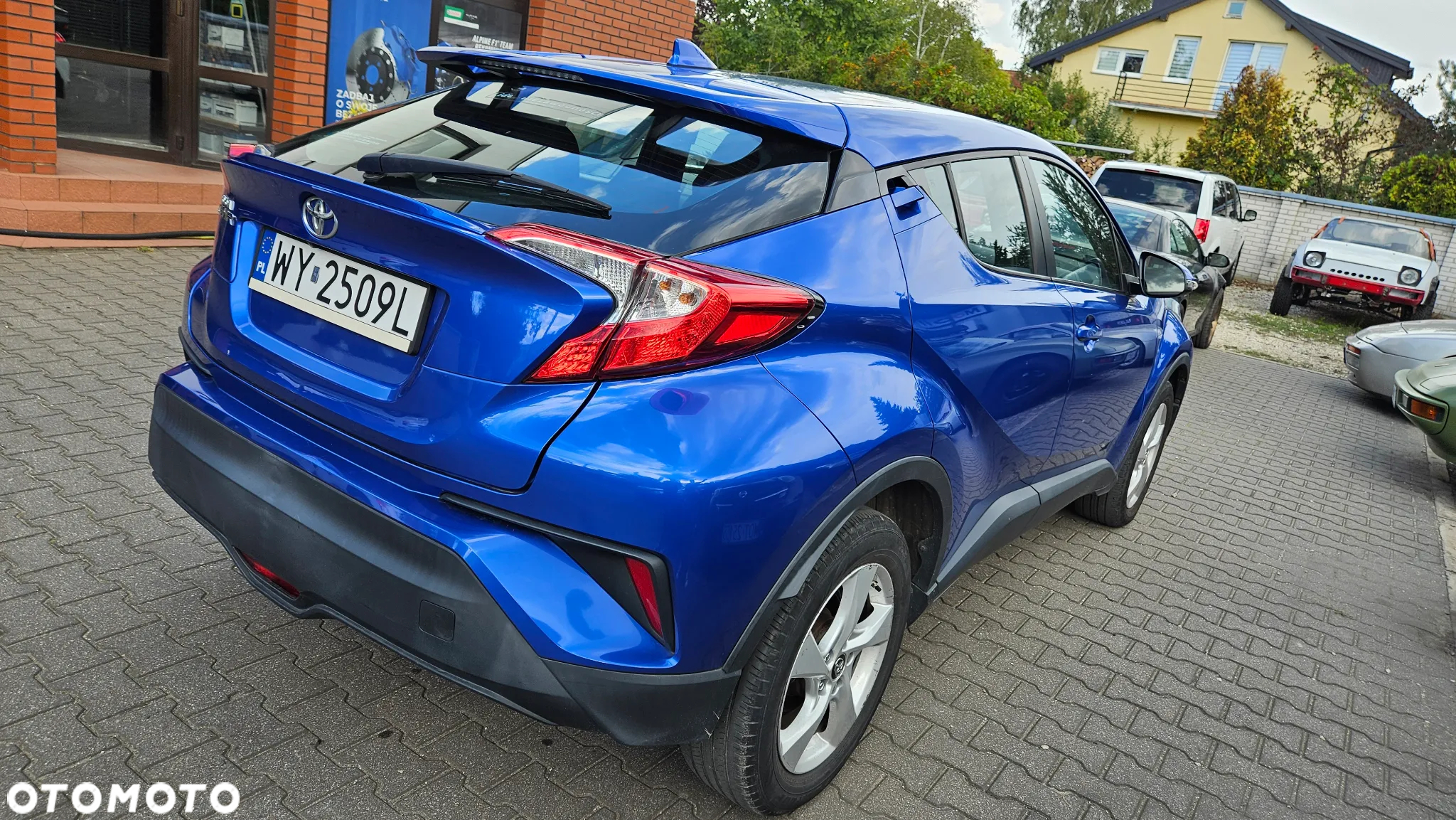 Toyota C-HR - 3