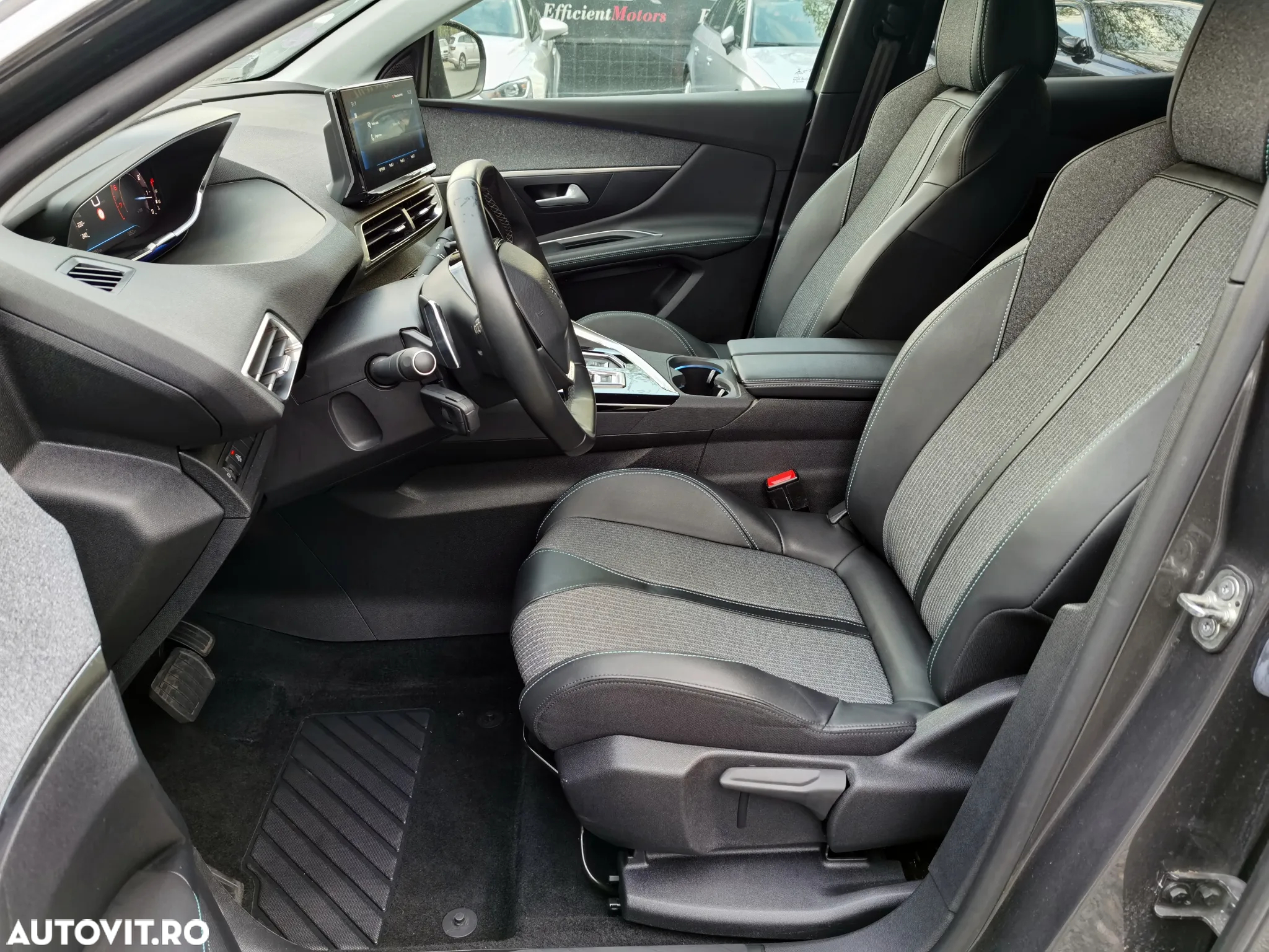 Peugeot 3008 PureTech 130 Stop & Start GPF EAT8 Allure - 21