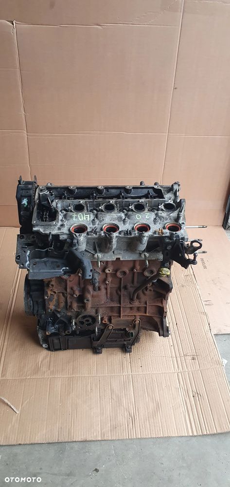 Silnik słupek blok Peugeot 407 2.0 HDI RHR - 4