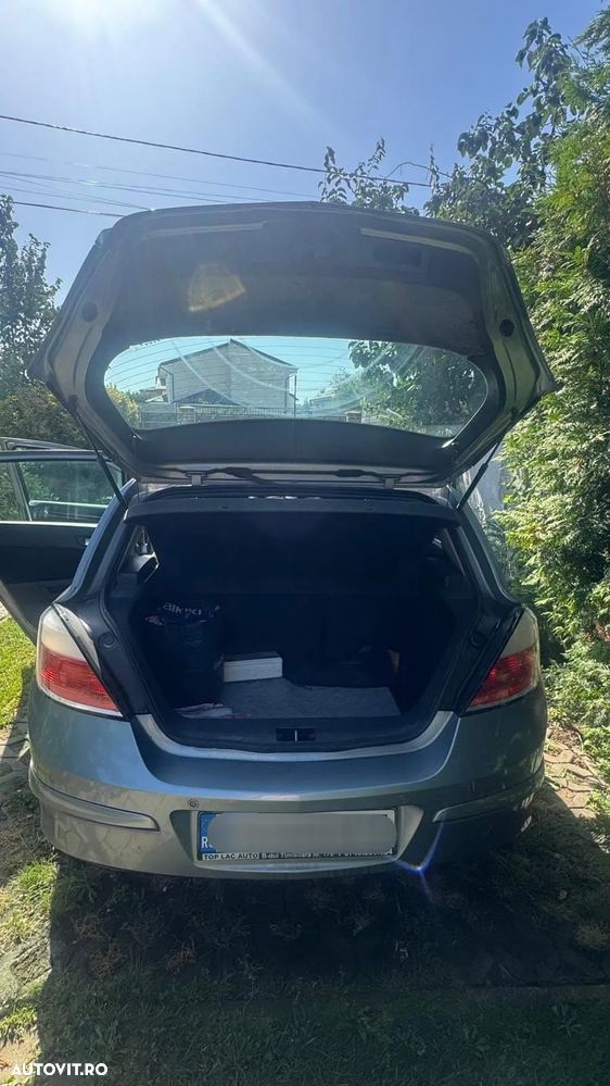 Opel Astra Classic 1.6i - 2