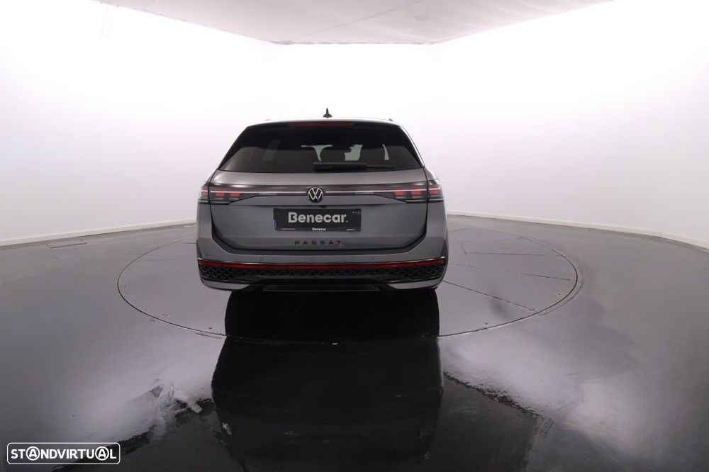 VW Passat Variant 1.5 TSI eHybrid R-Line DSG - 6