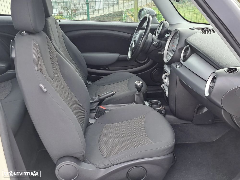 MINI 3 Portas Cooper D - 9