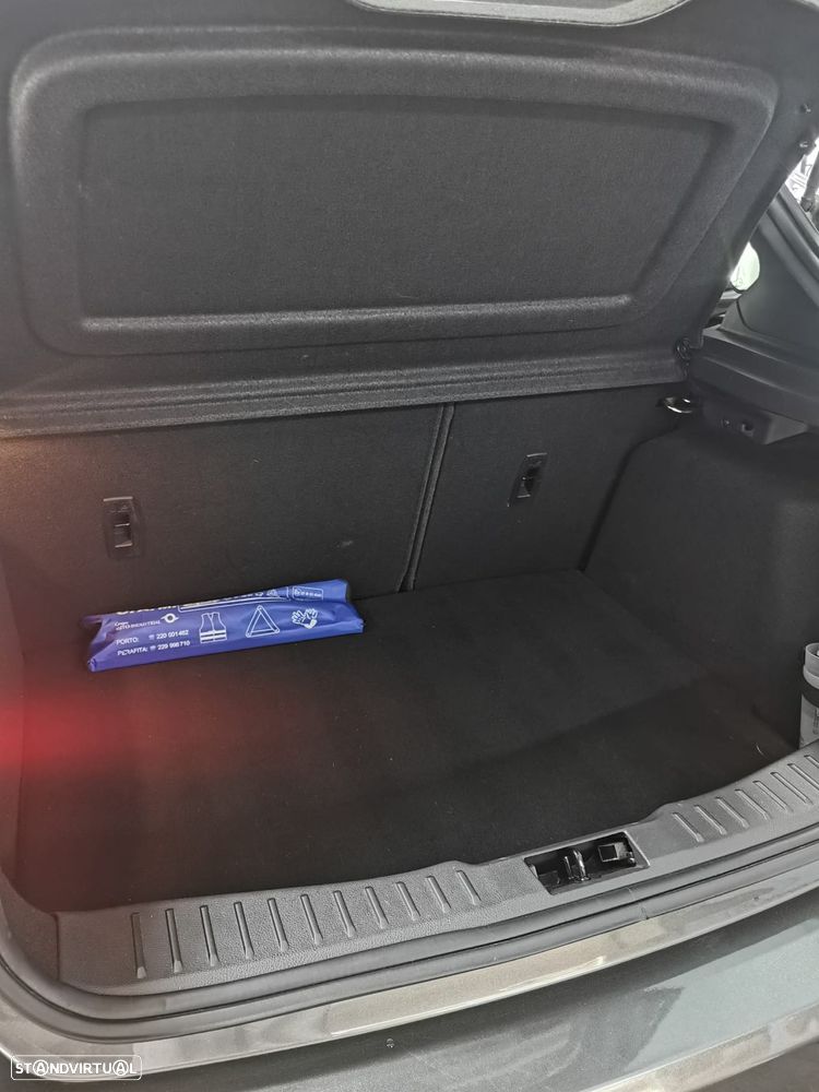 Ford Focus 1.0 EcoBoost ST-Line - 11