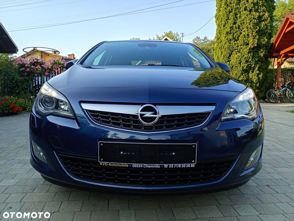 Opel Astra 1.4 Turbo Design Edition - 8