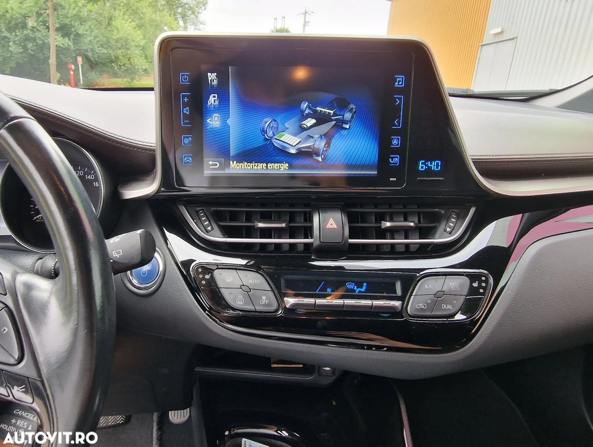 Toyota C-HR 1.8 HSD 4x2 CVT C-lassy LED - 10