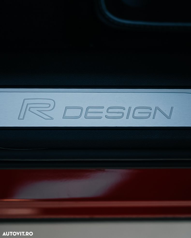 Volvo XC 60 D4 AWD Geartronic RDesign - 26