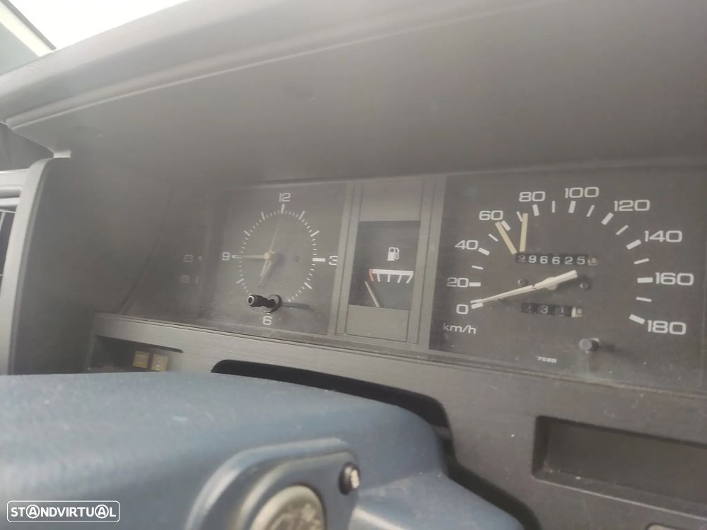 Nissan D21 Cabine Dupla (6 Lugares) – 1991 – Para Restauro - 9