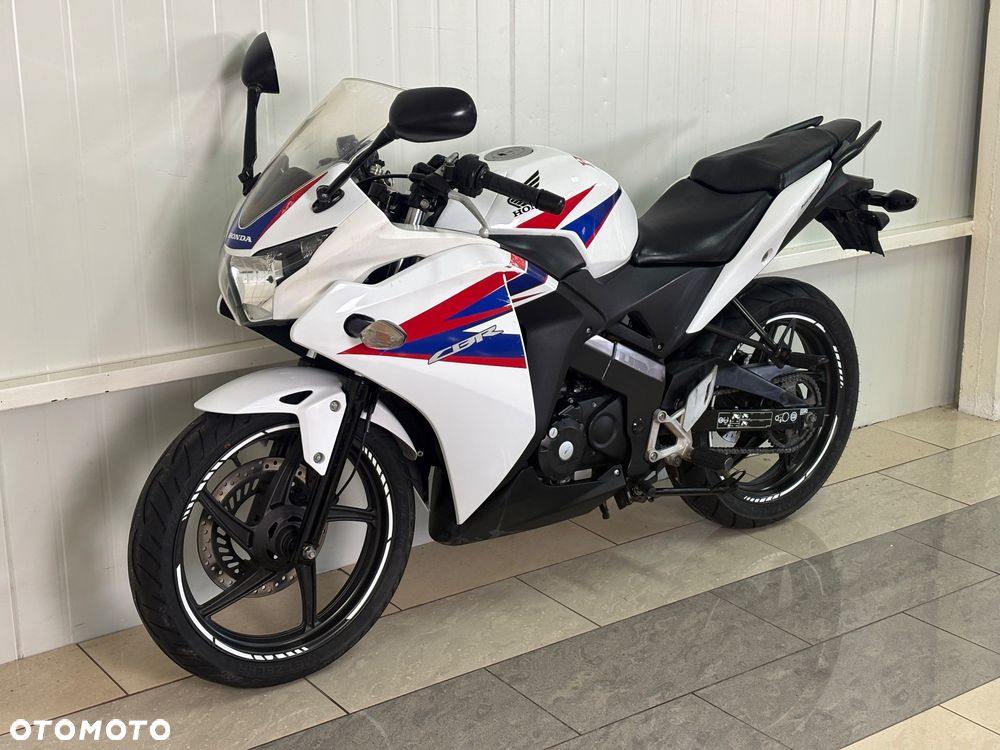 Honda CBR - 5