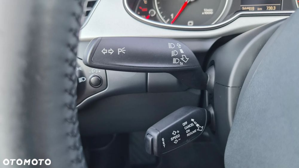 Audi A4 Avant 2.0 TDI DPF S line Sportpaket - 24