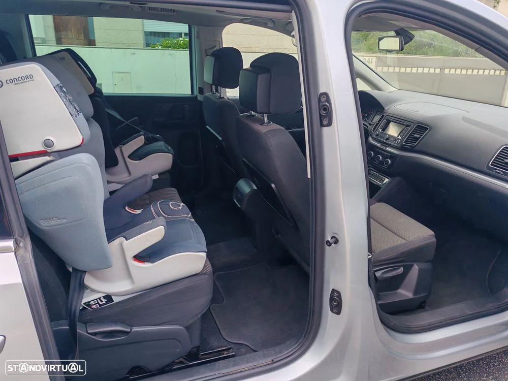 VW Sharan - 11