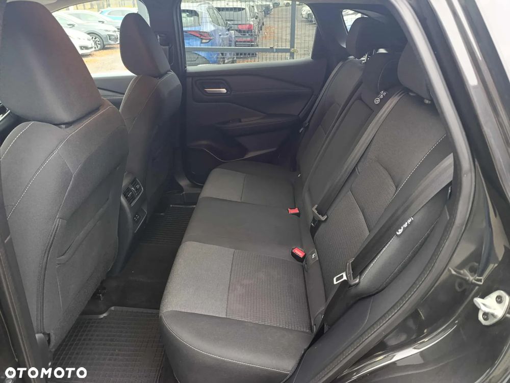 Nissan Qashqai 1.3 DIG-T N-Connecta DCT - 9