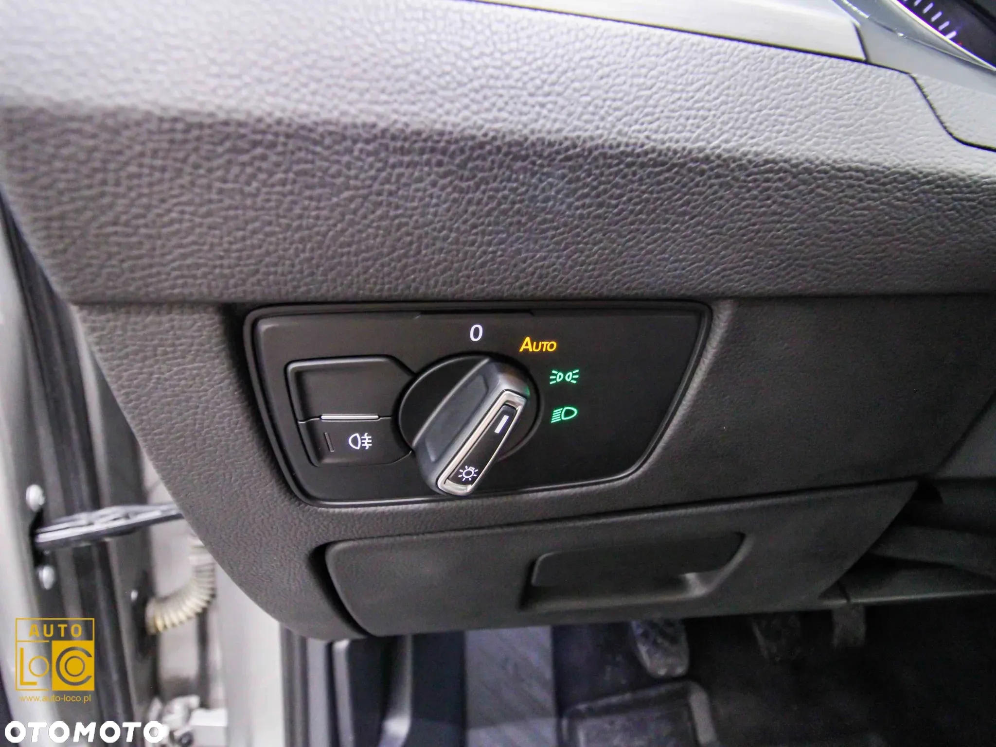 Volkswagen Passat 1.4 TSI BMT Trendline - 31
