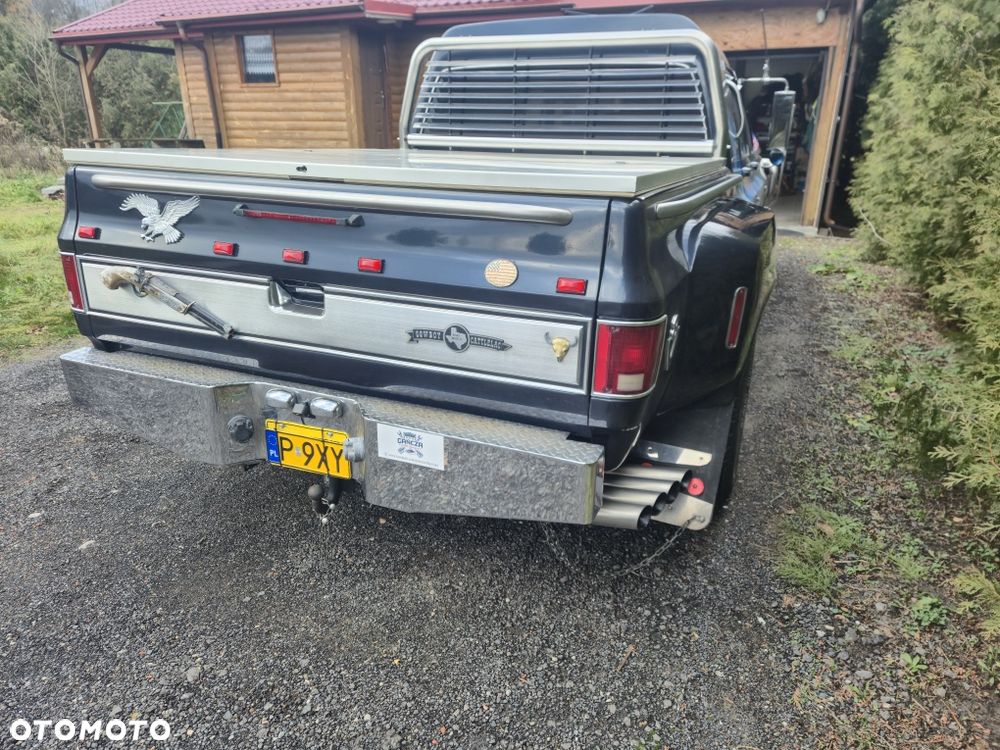 Chevrolet Silverado - 4
