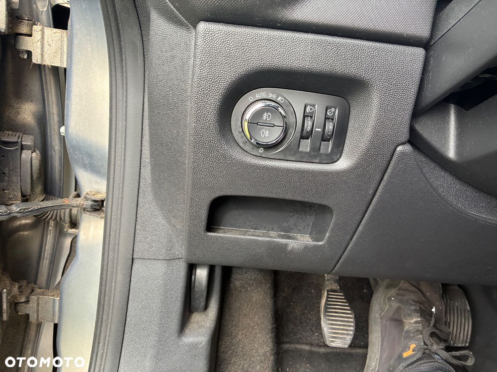 Opel Corsa - 14