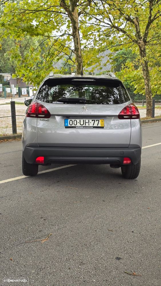 Peugeot 2008 1.2 PureTech Style - 21