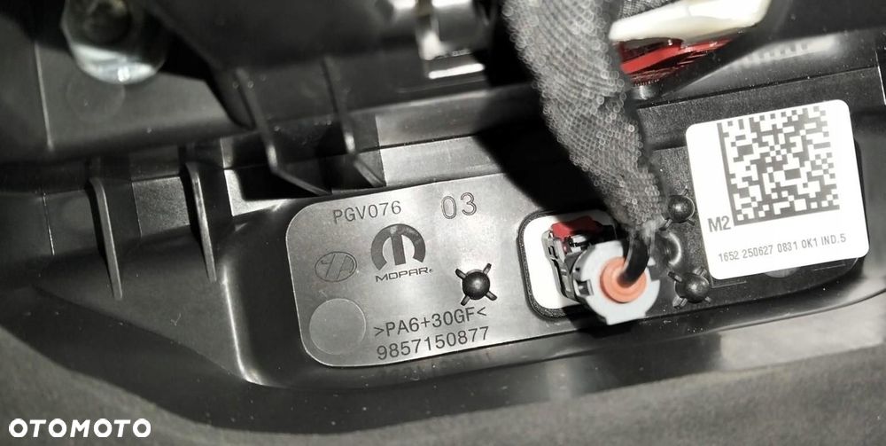 KAMERA COFANIA TRZECIE ŚWIATŁO STOPU PEUGEOT PARTNER IV LIFT 23- 9857150877 - 9
