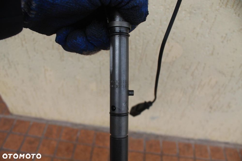 WTRYSKIWACZ STERUJĄCY AUDI A4 B6 2.5 TDI 059130202F - 4