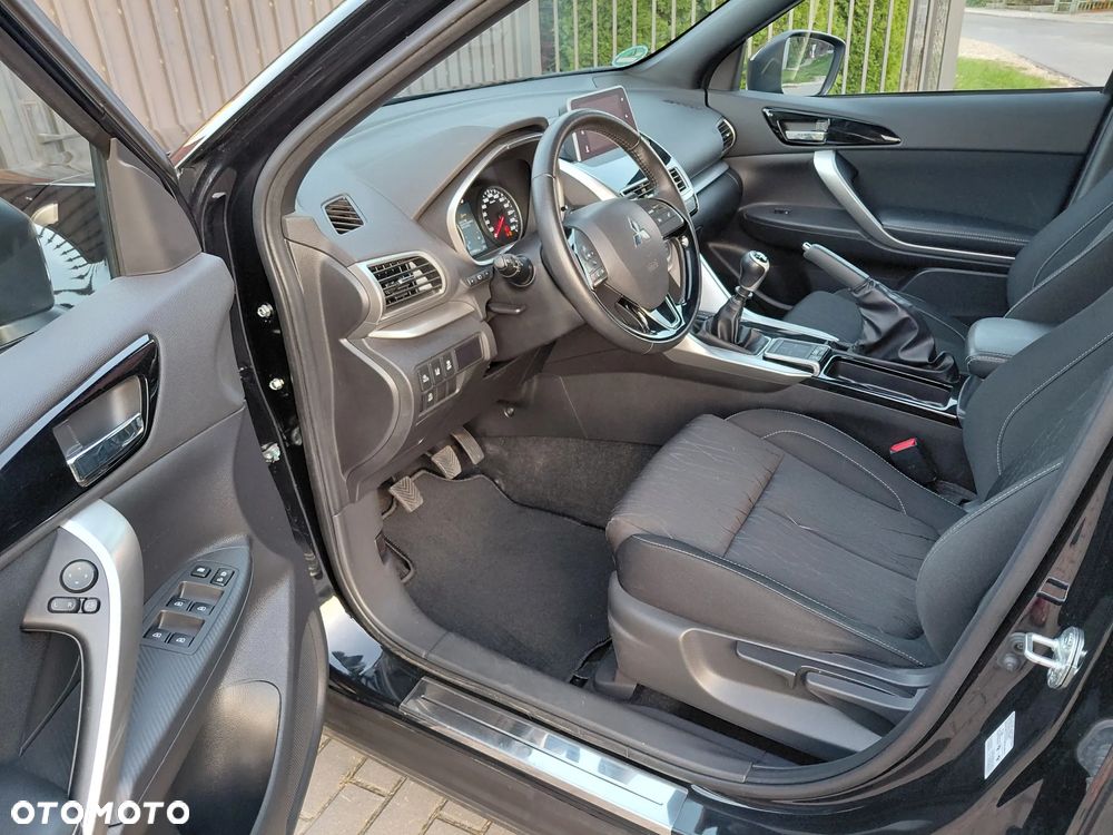 Mitsubishi Eclipse Cross - 25