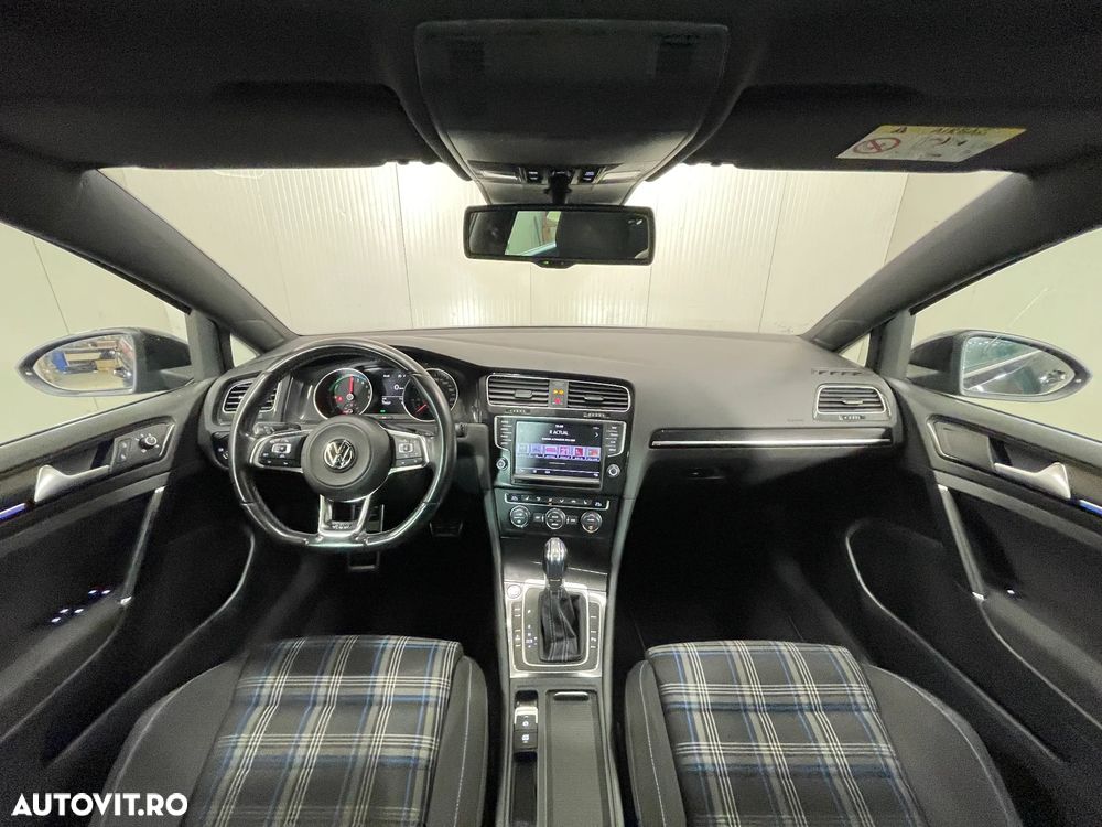 Volkswagen Golf 1.4 GTE Plug-In-Hybrid DSG - 8