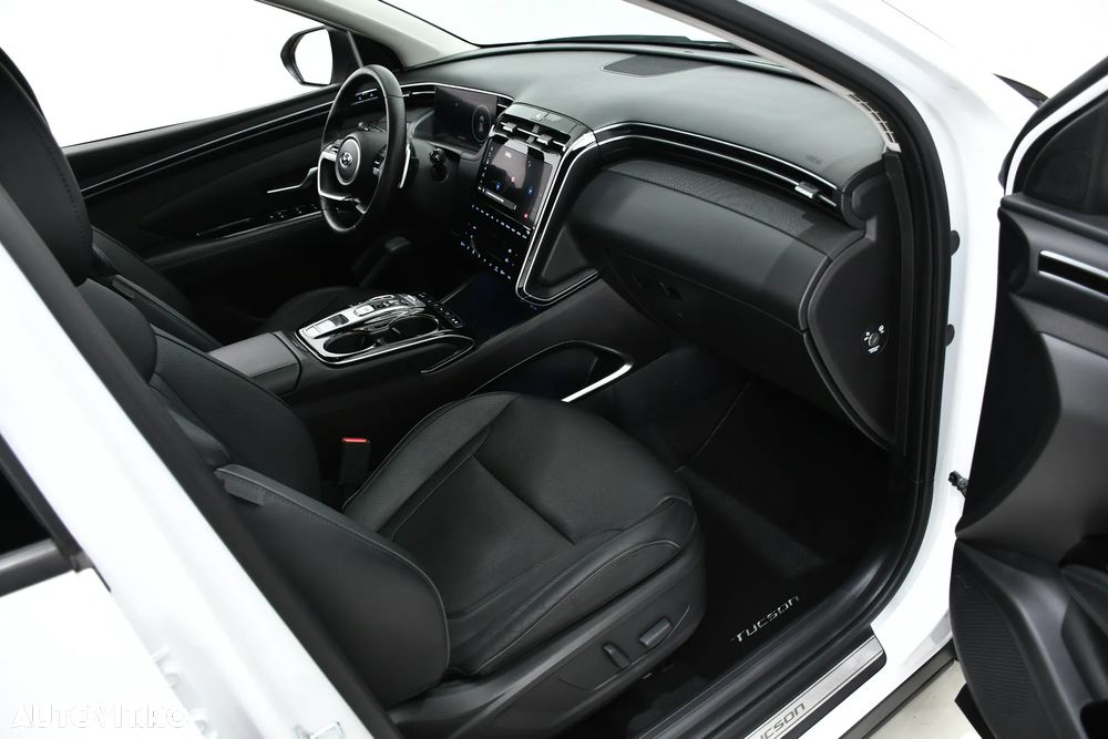 Hyundai Tucson 1.6 CRDi 48V-Hybrid 4WD DCT Prime - 13