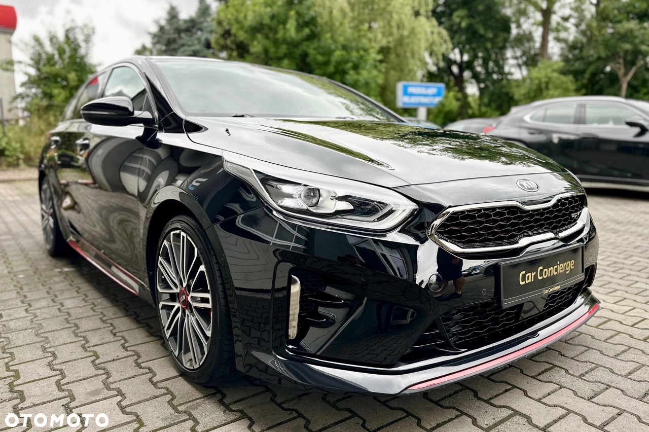 Kia ProCeed 1.6 T-GDI GT DCT - 11