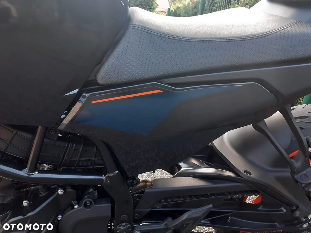 KTM Duke 125 - 18