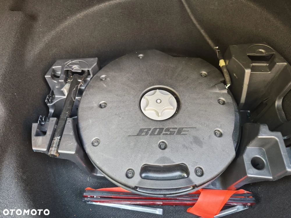 Renault Megane 1.6 TCe GT EDC - 25