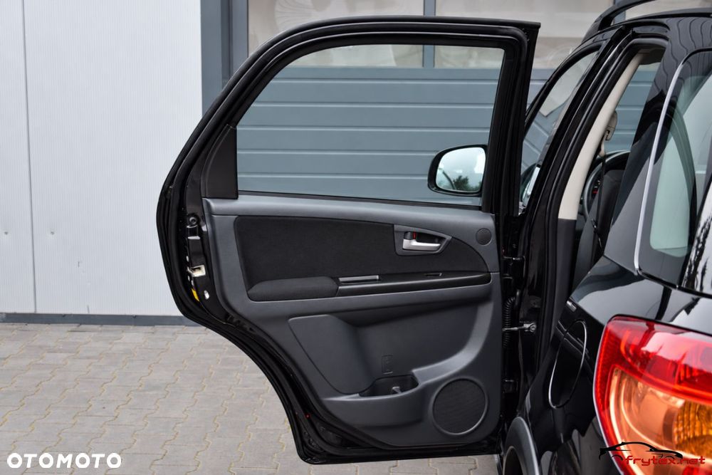 Suzuki SX4 - 18