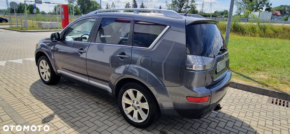 Mitsubishi Outlander 2.2 DID Instyle - 22