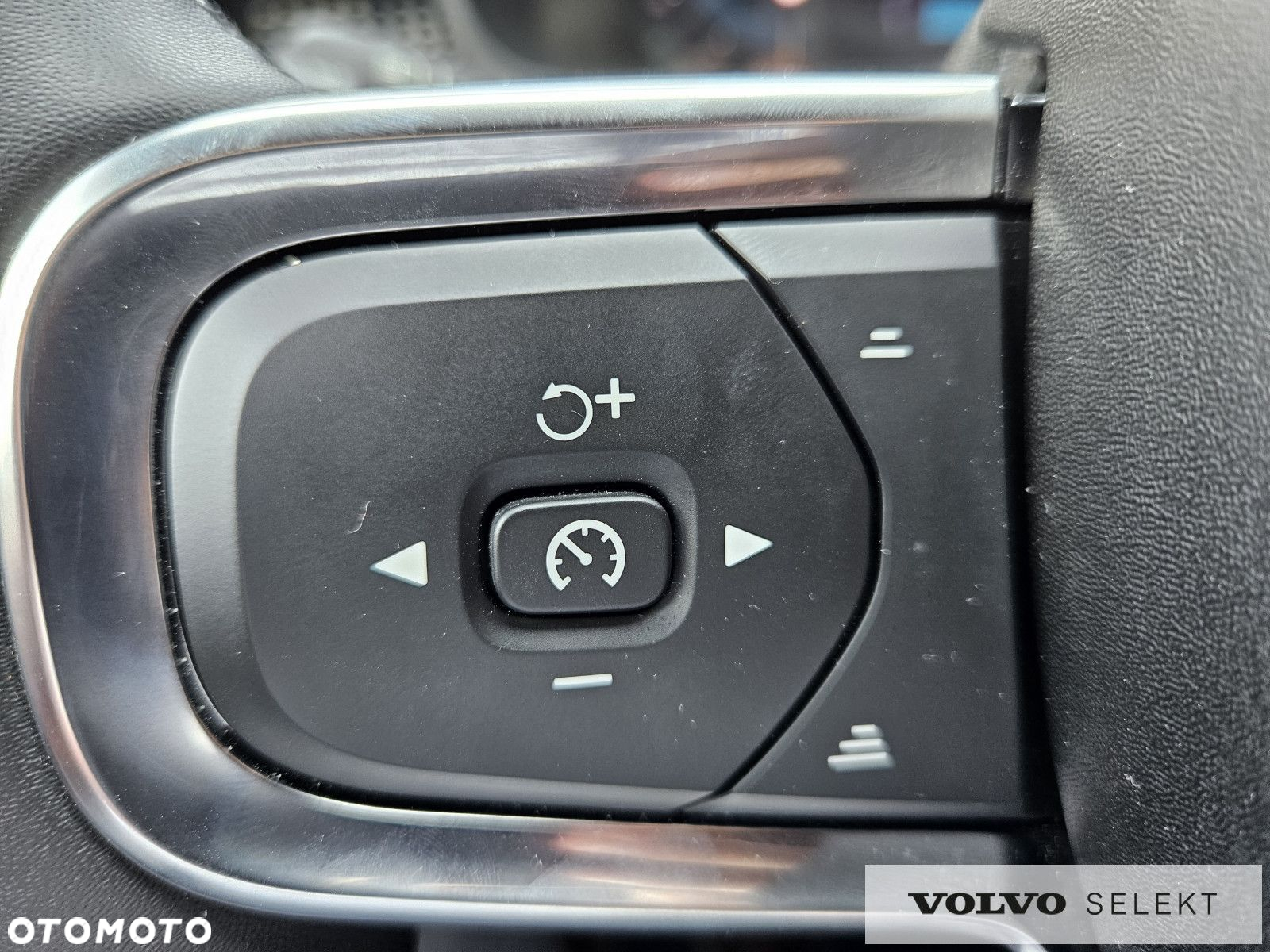 Volvo XC 40 - 24