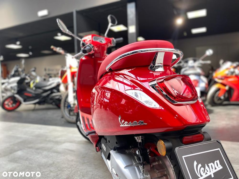 Vespa Primavera - 9