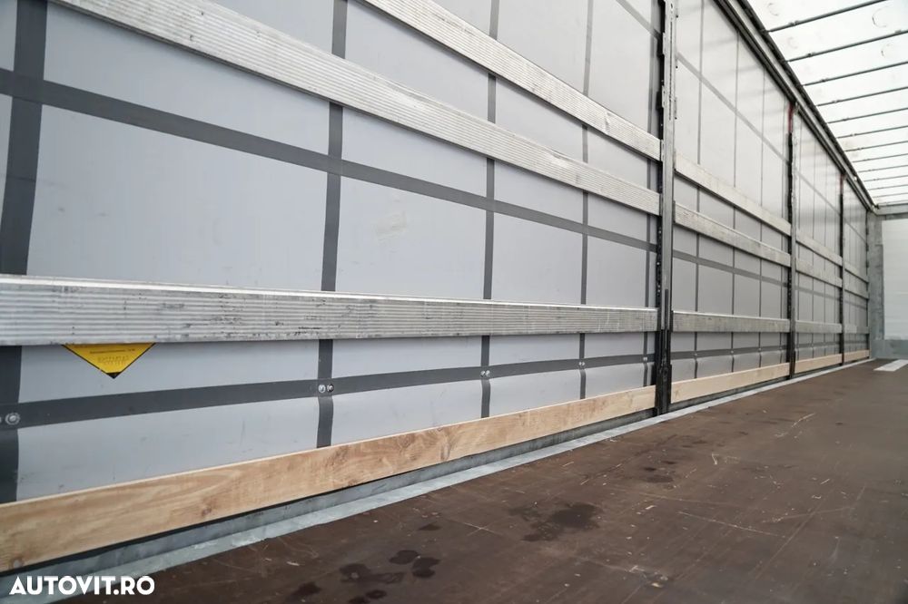 Schmitz Cargobull CORTINĂ / STANDARD / ACOPERIȘ RIDICAT / PUNȚĂ RIDICATĂ / - 15