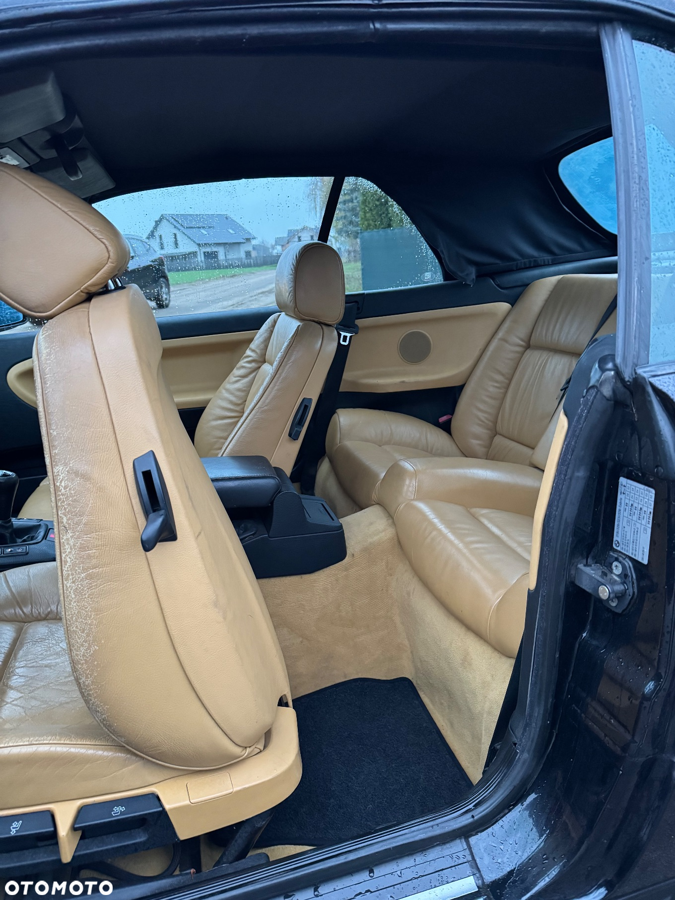 BMW Seria 3 318i Cabriolet - 18