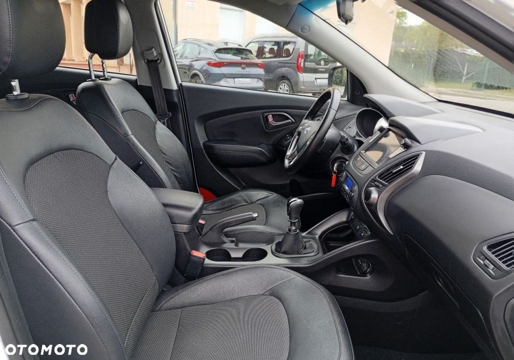 Hyundai ix35 - 13