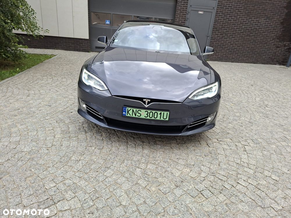 Tesla Model S Maximale Reichweite - 16