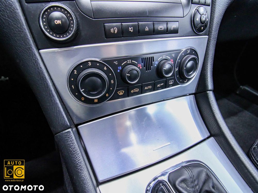 Mercedes-Benz Klasa C 200 T Kompressor Automatik Avantgarde Sport Edition - 18
