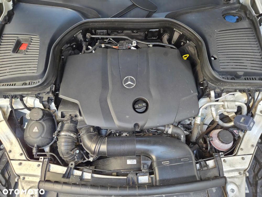 Mercedes-Benz GLC - 37