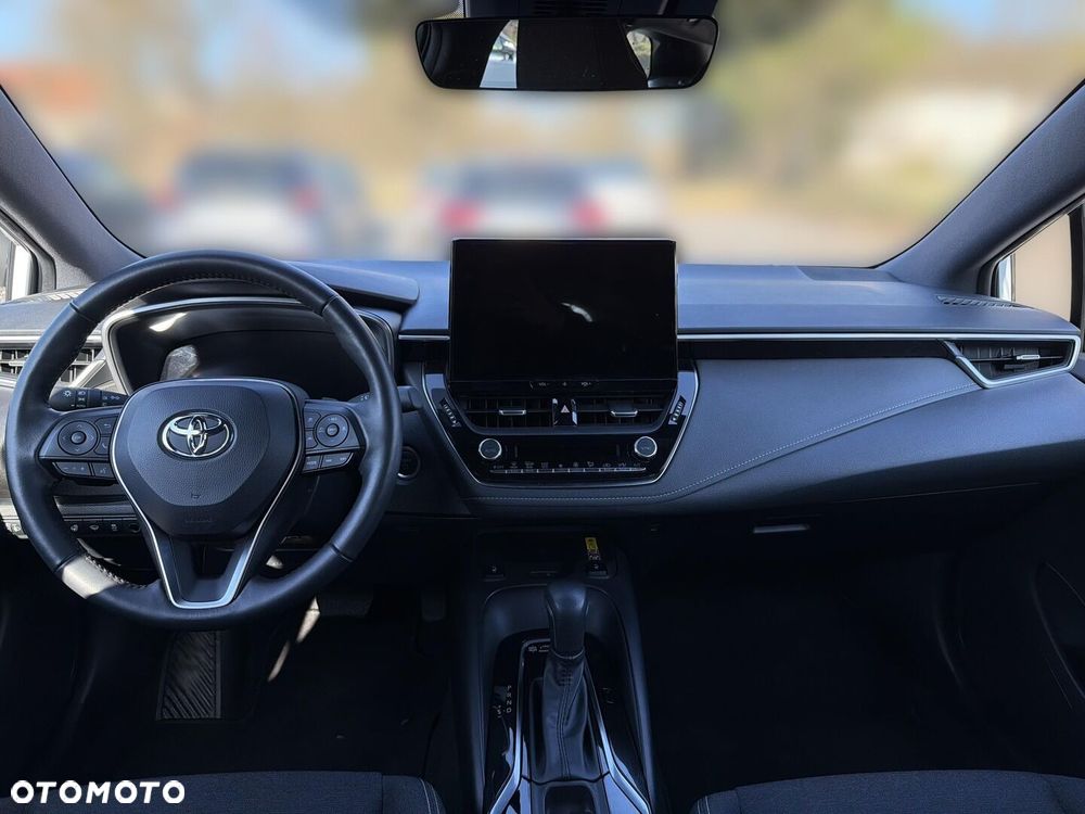 Toyota Corolla 2.0 Hybrid Comfort - 12