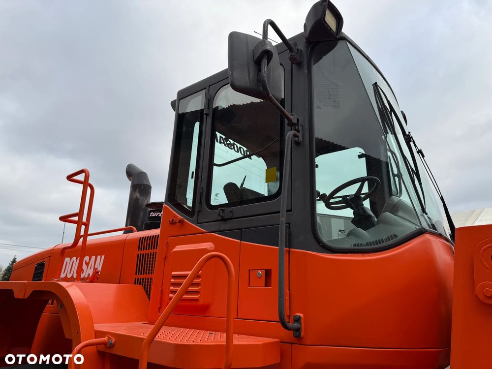 Doosan DL300 - 13
