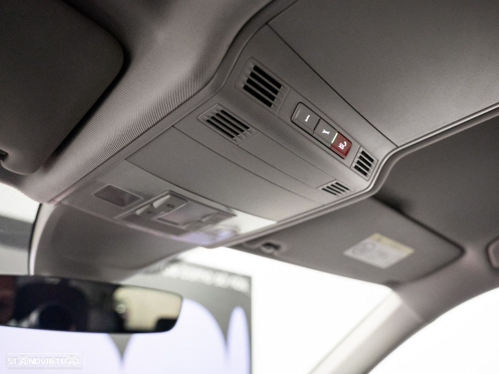 VW Tiguan Allspace 2.0 TDI Confortline DSG - 32