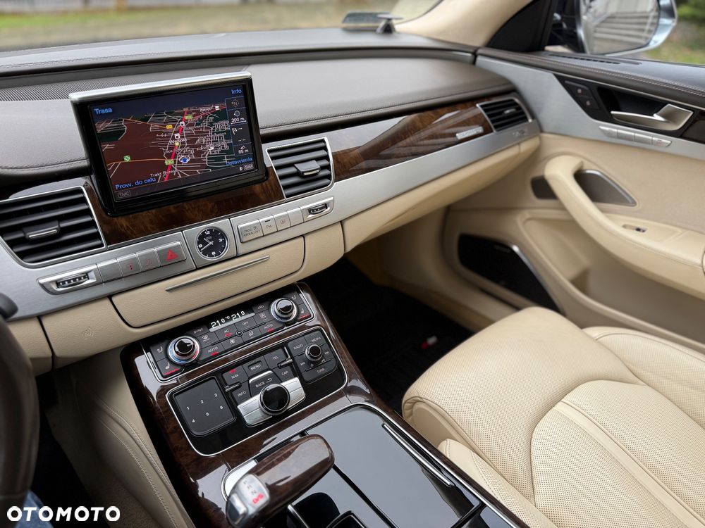 Audi A8 6.3 W12 FSI L Quattro - 16