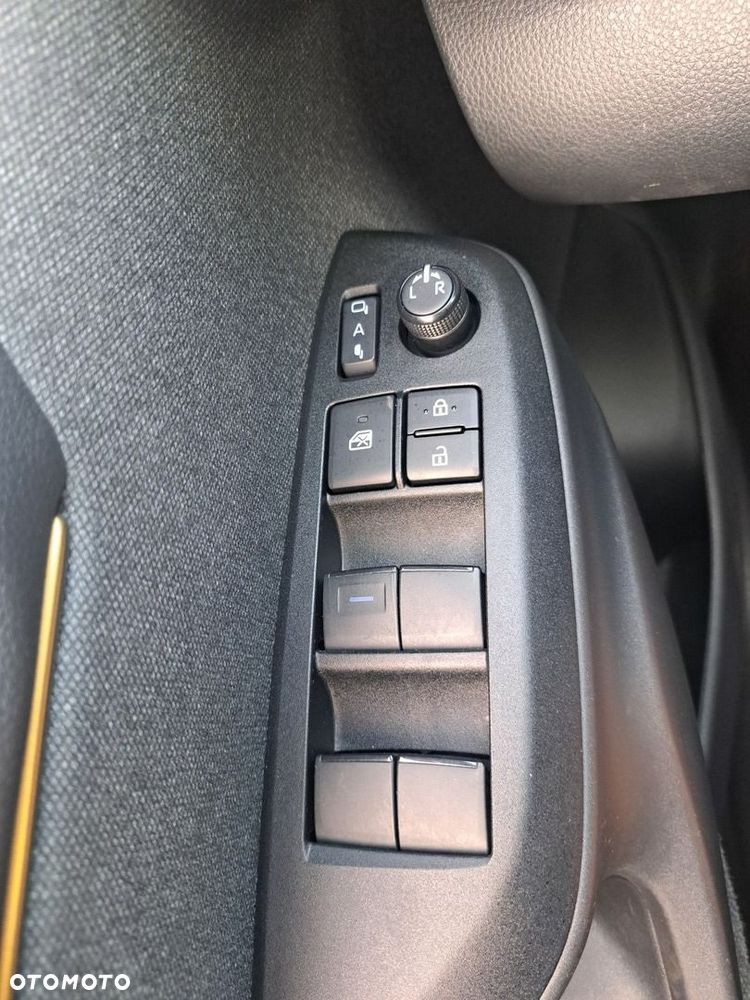 Toyota Yaris Cross Hybrid 1.5 Premiere Edition - 16