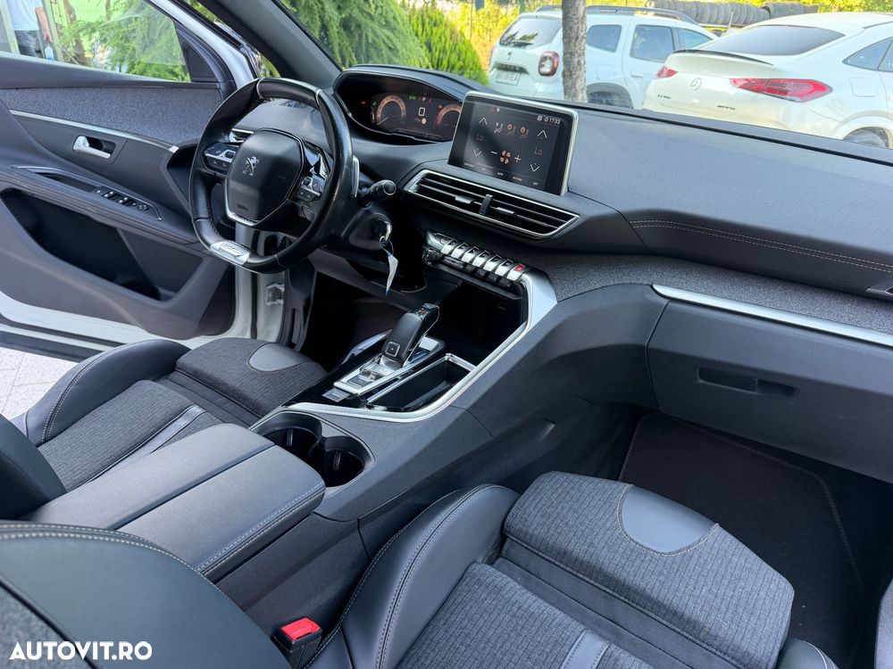 Peugeot 3008 1.2 PureTech 130 EAT8 GT - 10