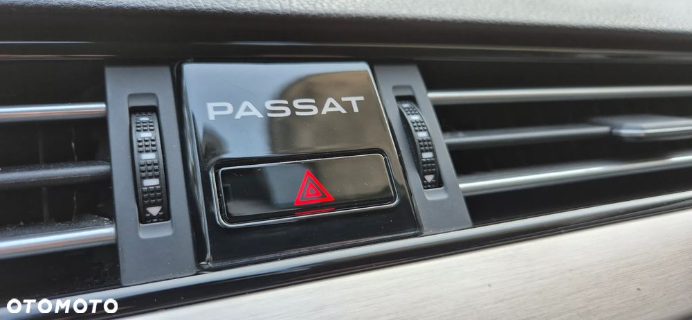 Volkswagen Passat Variant 2.0 TDI 4Mot Elegance DSG - 40