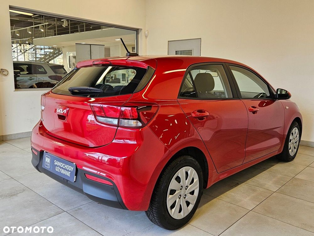 Kia Rio - 6