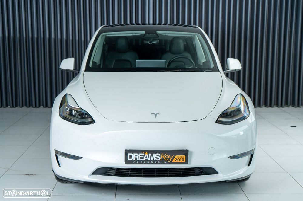 Tesla Model Y Long Range Dual Motor AWD - 3