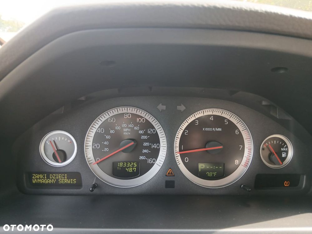 Volvo XC 90 3.2 AWD Momentum - 5