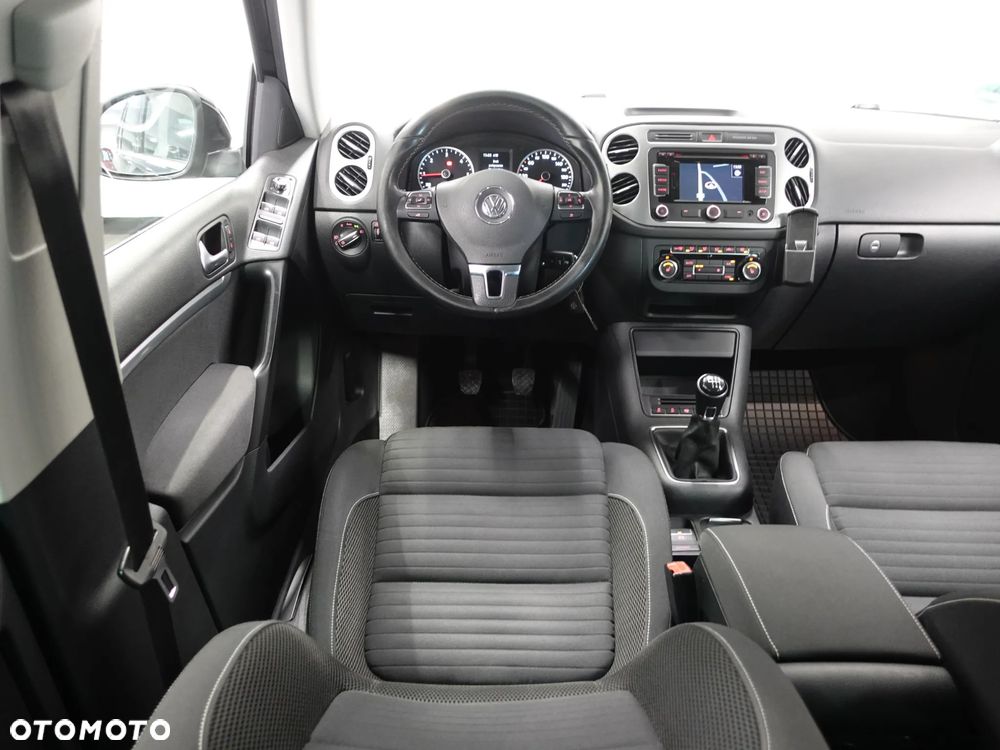 Volkswagen Tiguan 2.0 TDI DPF BlueMotion Technology Cup Sport & Style - 27