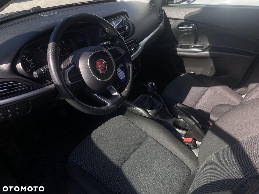Fiat Tipo 1.4 T-Jet 16v Lounge EU6 - 12